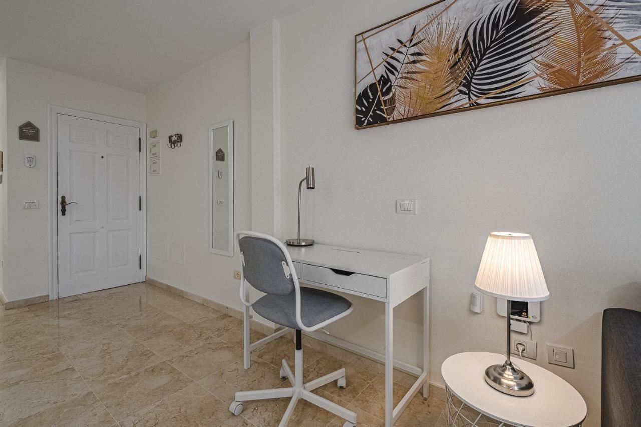 Paraiso Palm Mar Beautiful & Bright Renovated Apartment With Air Conditioning Exterior foto